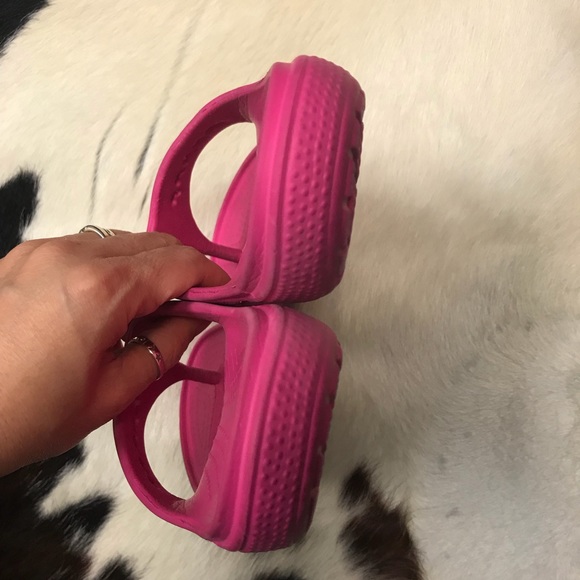 Crocs Classic Flip Girls Sandals - Picture 4 of 7